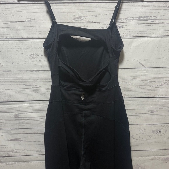 Free People movement wideleg Jumpsuit - Picture 6 of 7